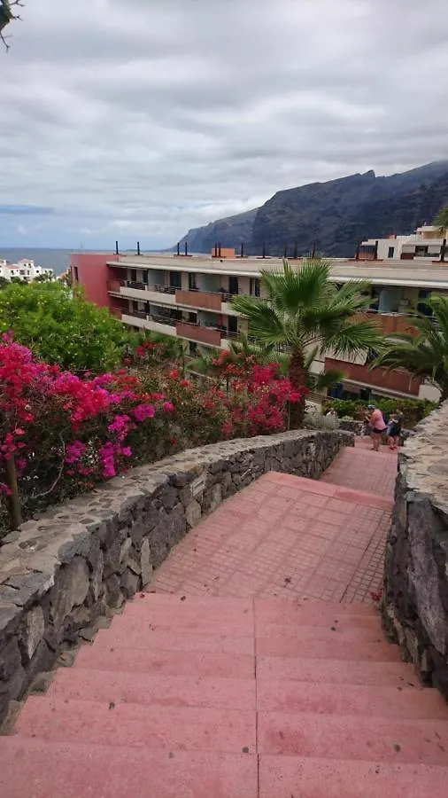 Balcon De Los Gigantes Puerto de Santiago  Apartamento Puerto de Santiago (Tenerife)